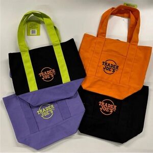 Trader Joe’s Trick or Treat Canvas Tote Bags- Limited Addition Set of 4